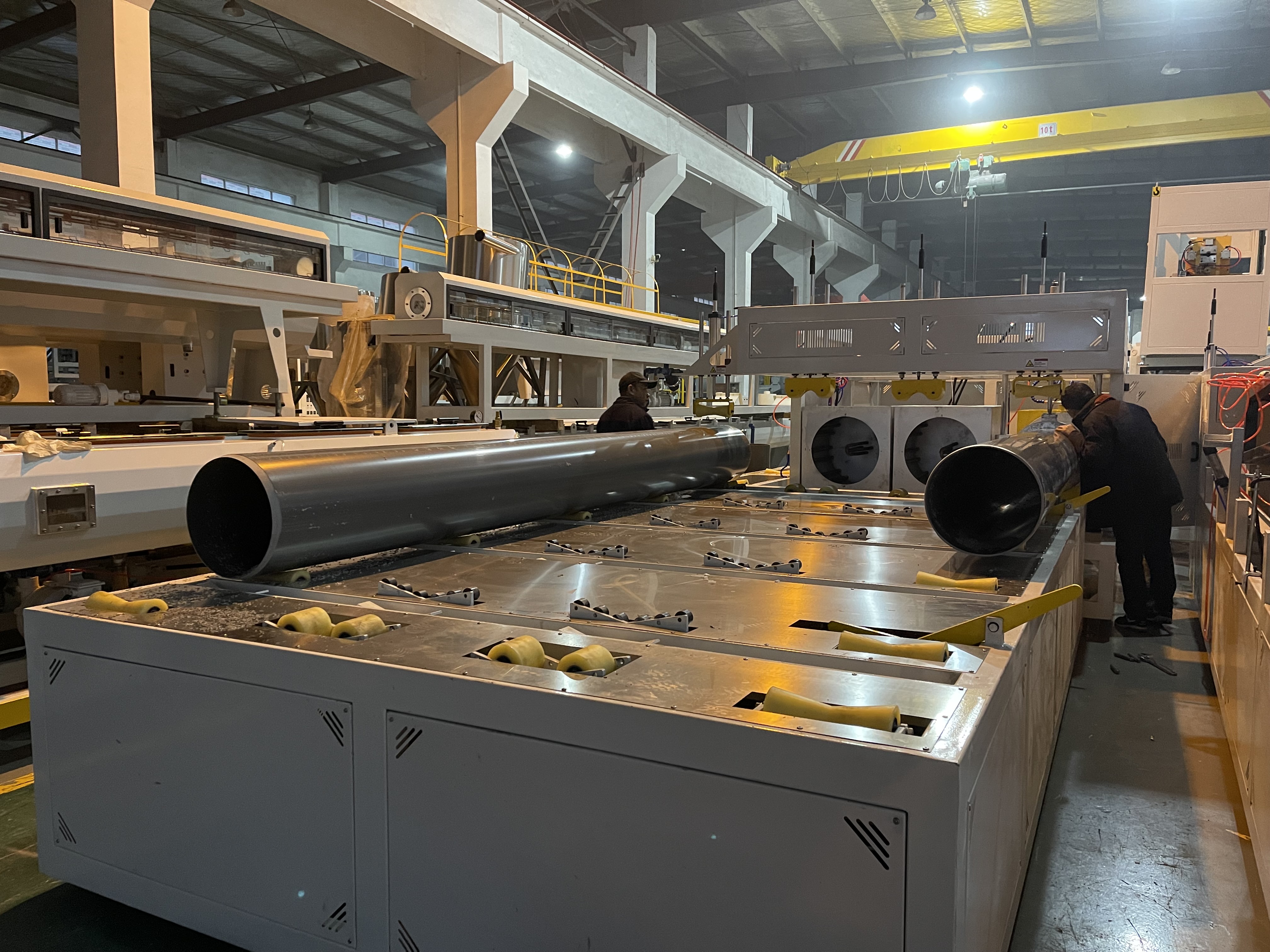 Эффективный экструдер для производства труб из ПВХ